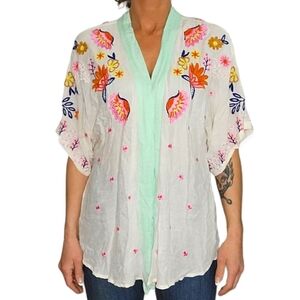 Elizabeth Gillett Embroidered Floral Cover Creme White Small Medium